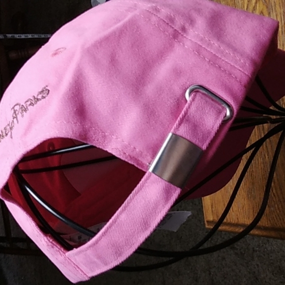 Disney Parks woman's sports cap sz Adult - Picture 4 of 8